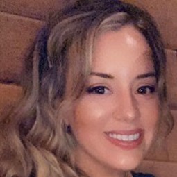 Headshot of Ryann Vigliotta Headshot of Ryann Vigliotta