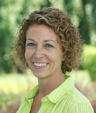 Christine Pitocco Headshot