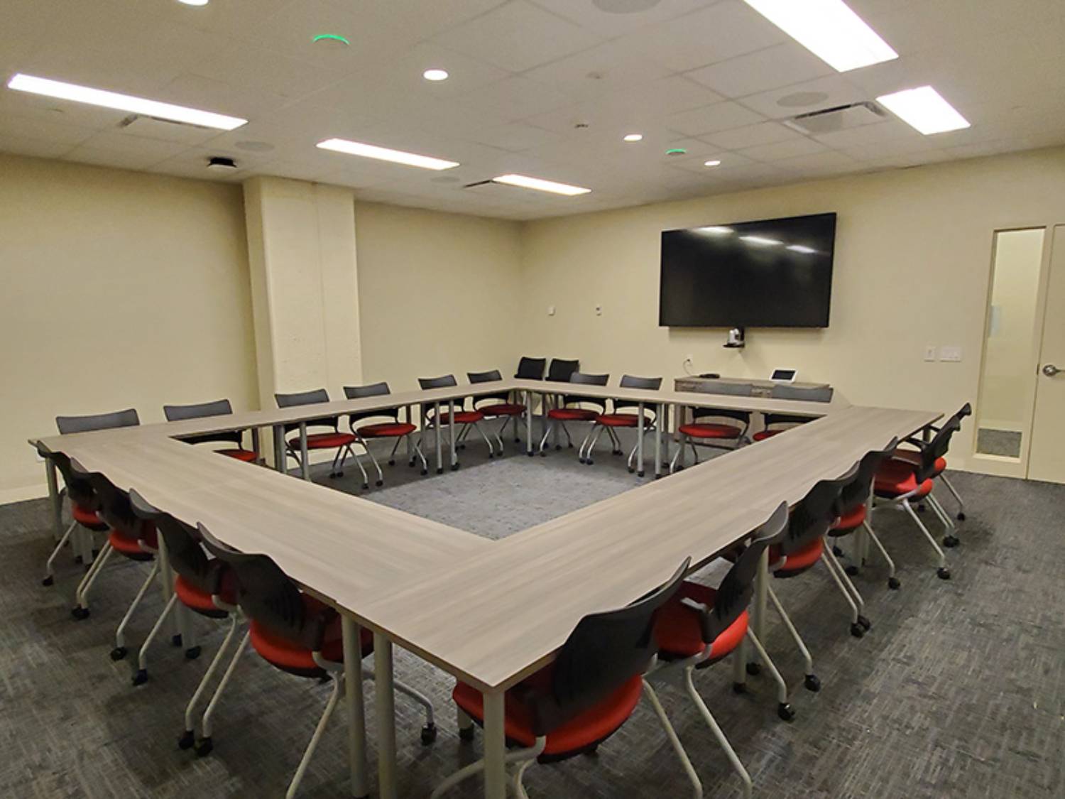 Stony Brook Union Meeting Room Square